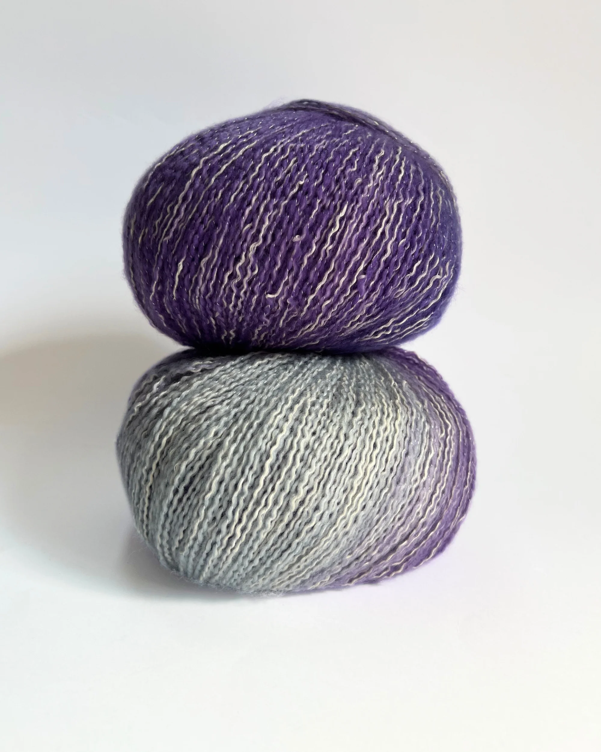 Iridescence 8 ply - Image 8
