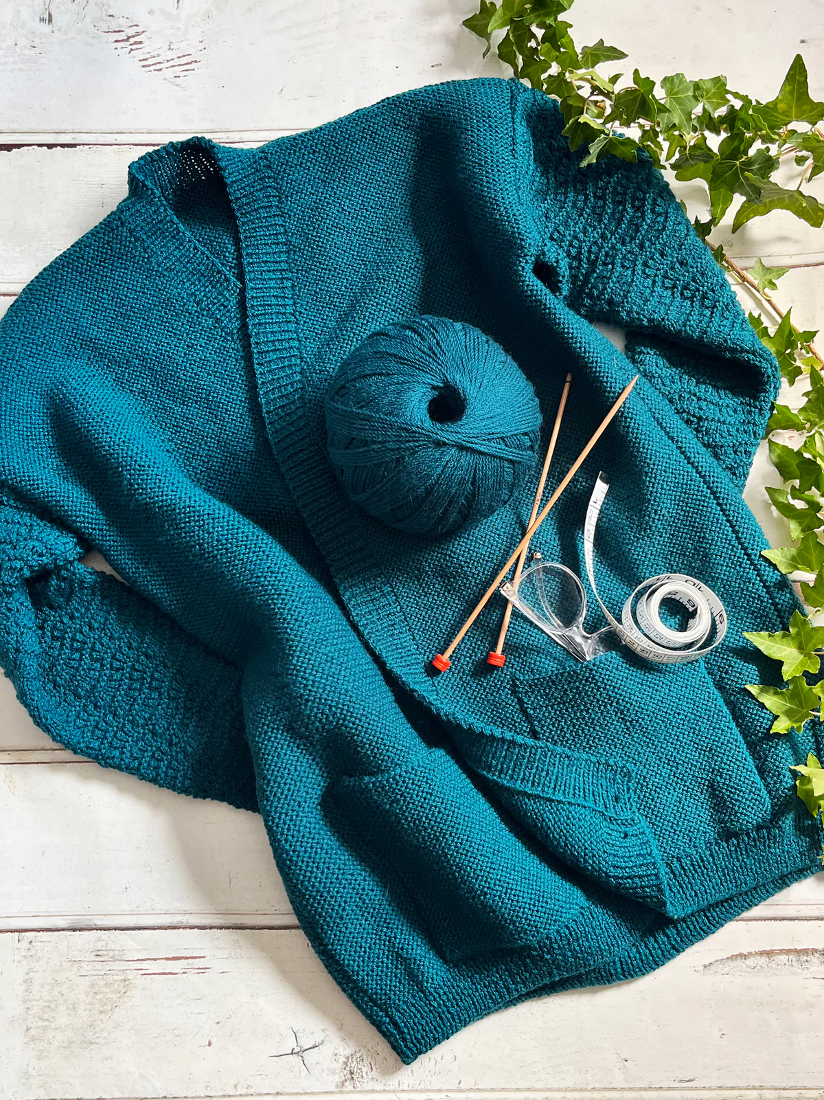 PT 8608 Garter Stitch Coat with Feather and Fan Sleeves - Knitting Pattern - Image 2