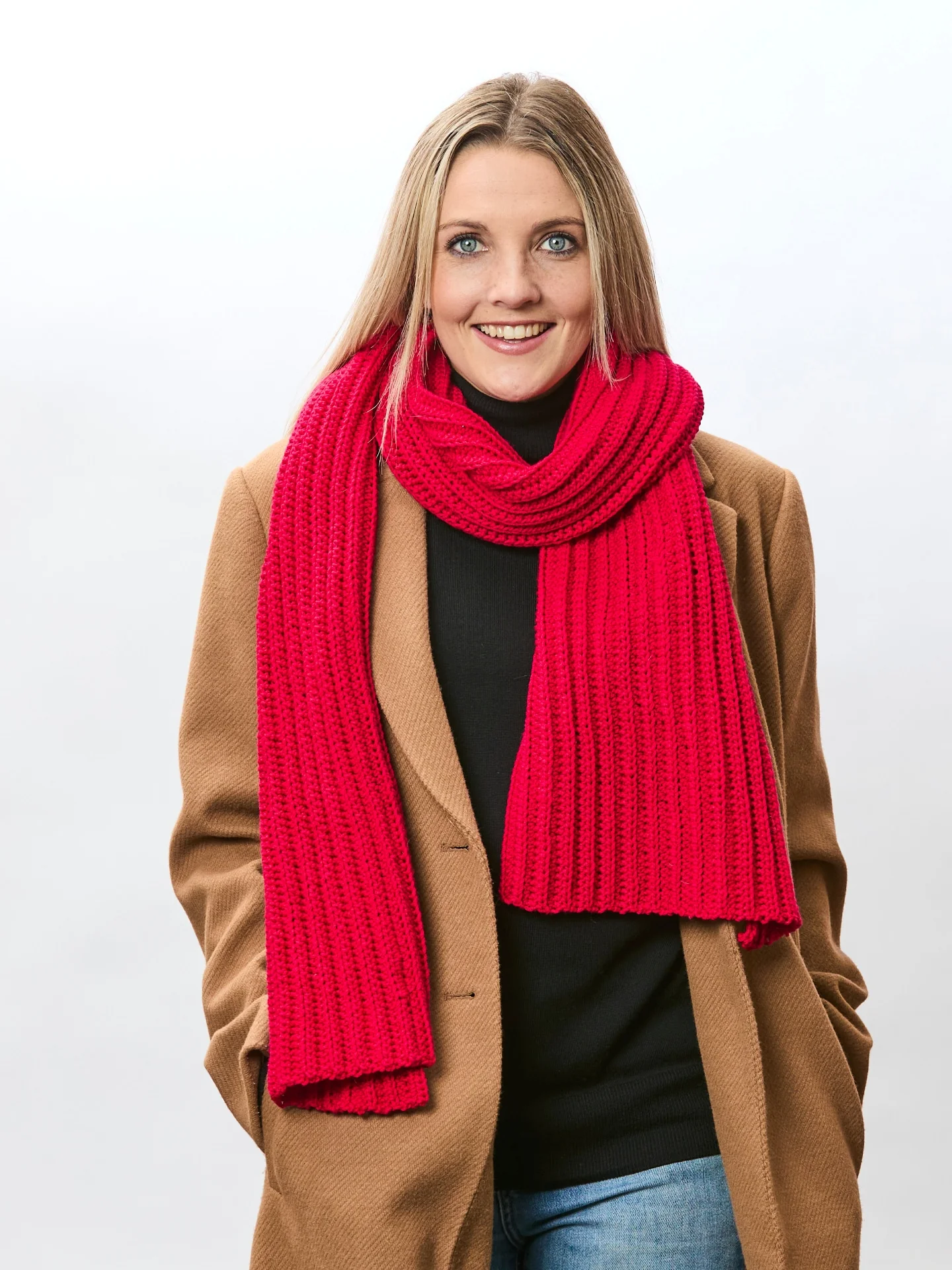 PT 8664 Snuggly Scarf - Knitting or Crochet Pattern - Image 3