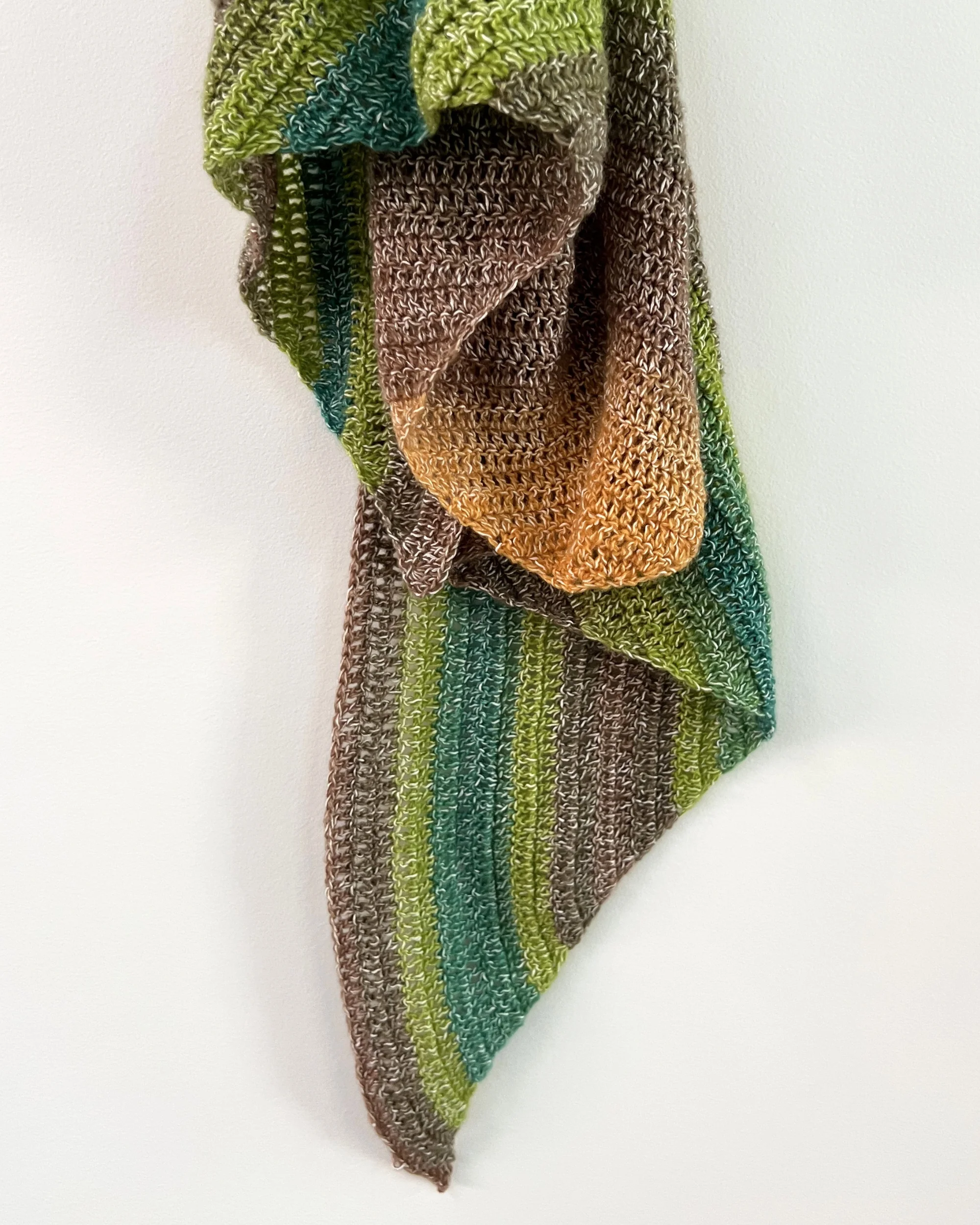 Iridescence 8 ply - Image 13